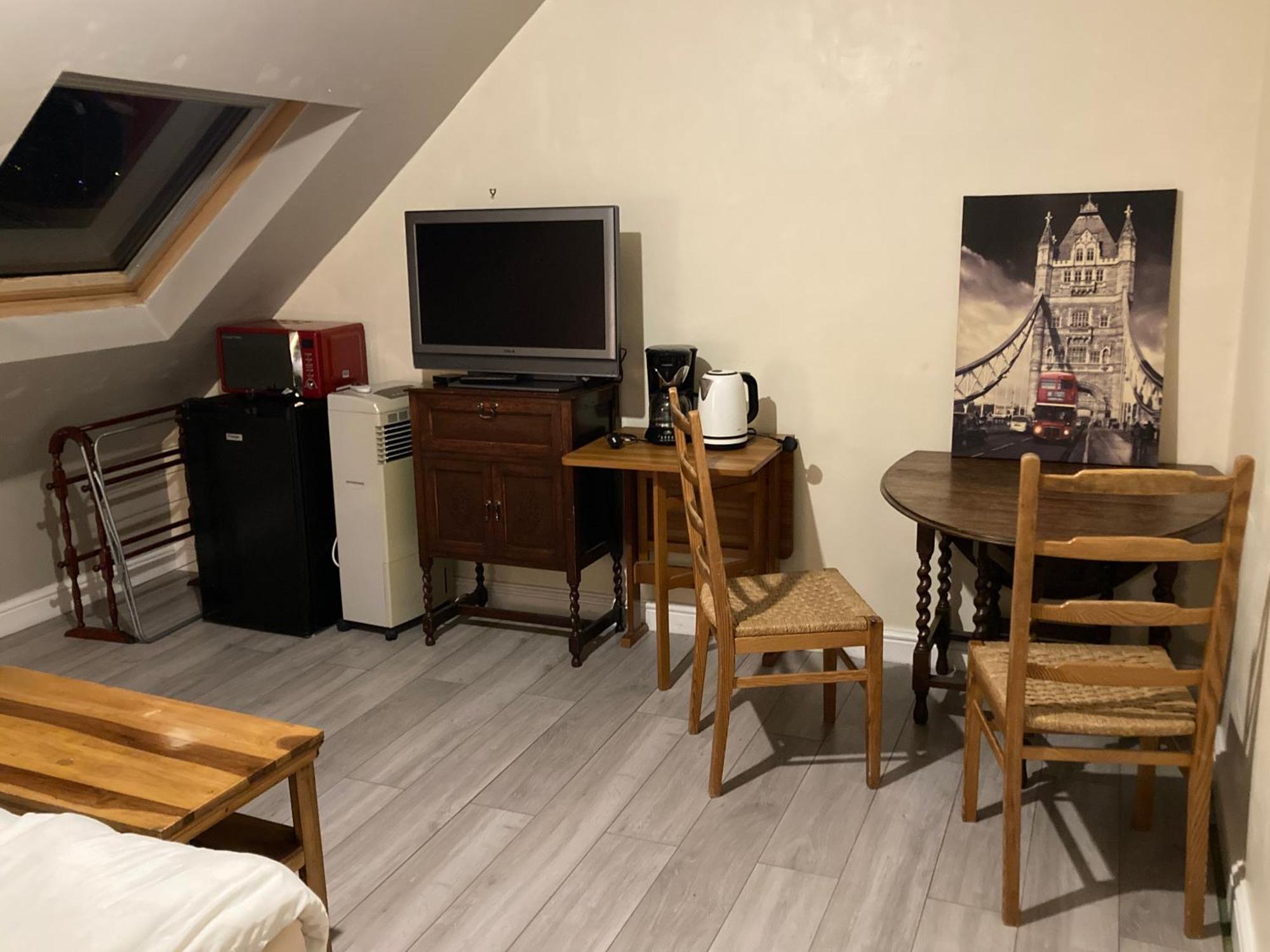 Jacks Court B1 Hotel สเตลีย์ บริดจ์ ภายนอก รูปภาพ